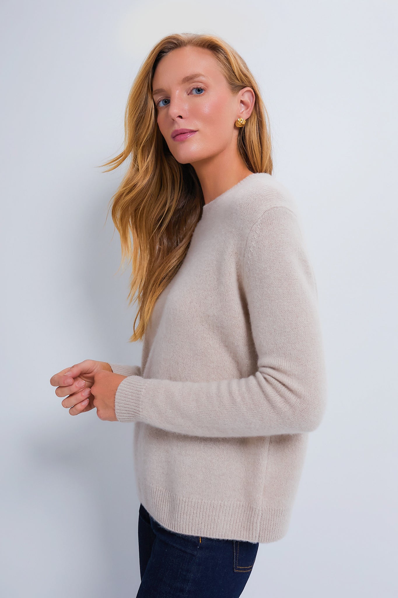 Sandstone Cashmere Bodie Boyfriend Crewneck