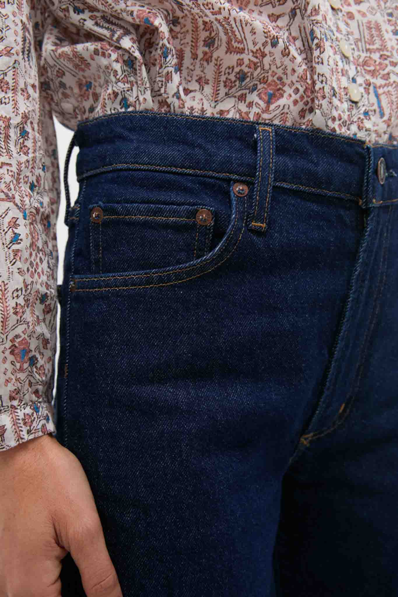 Reissue Mid Rise Relaxed Straight Harper Jean