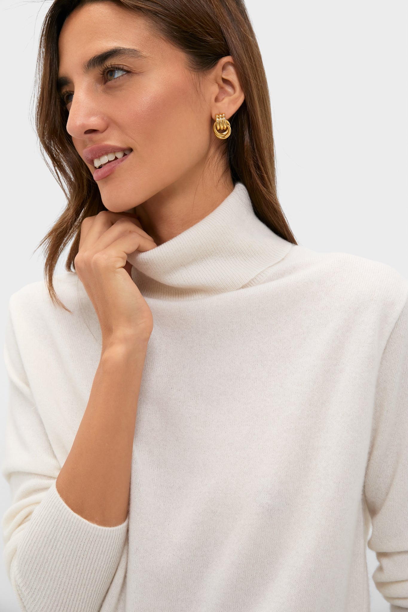 Ivory Cashmere Turtleneck Sweater
